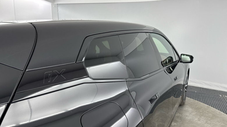 BMW iX 300kW xDrive45 M Sport 101kWh 5dr Auto [Tech/Pro] Electric Estate